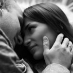 不倫相手の家庭環境を知りたい！こっそり占うために必要な情報